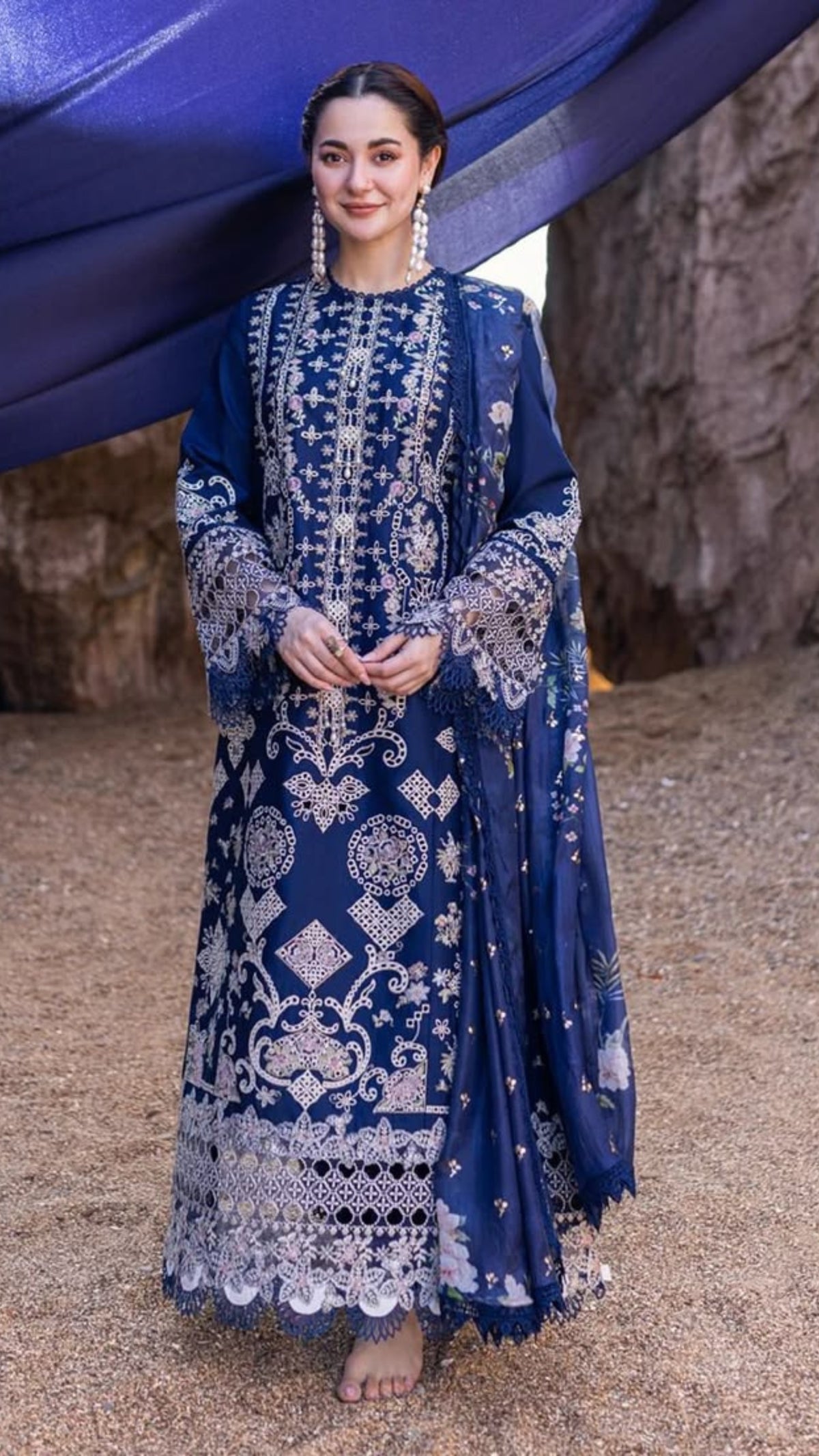 Royal Embroidery Lawn 3pc