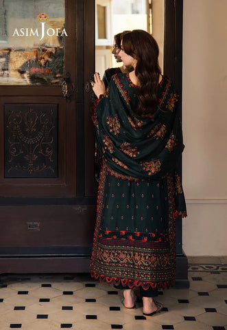 New Embroidery beautiful Artical Lawn 3pc