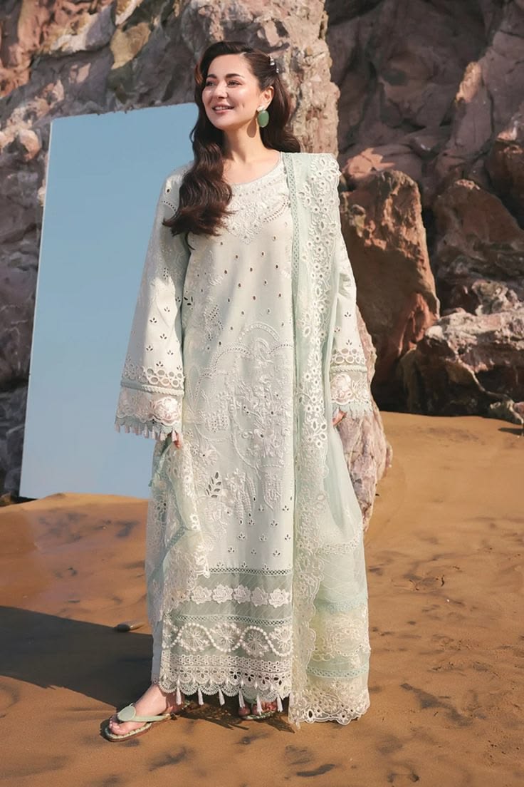 Blossom Embroidery 3pc Lawn Suit