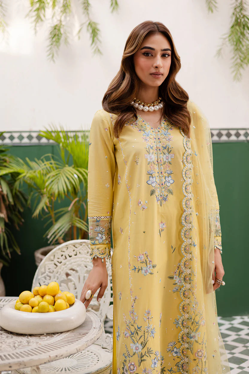 New Embroidery beautiful Artical Lawn 3pc