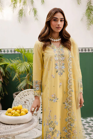 New Embroidery beautiful Artical Lawn 3pc