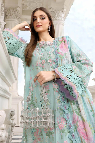 New Embroidery beautiful Artical Lawn 3pc