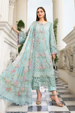 New Embroidery beautiful Artical Lawn 3pc