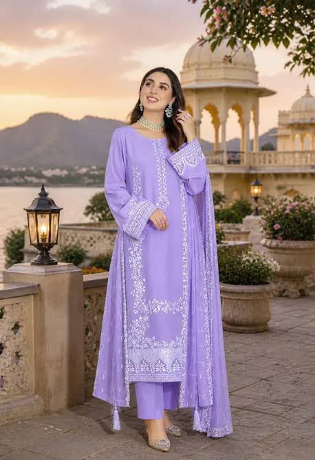 Luxury Embroidered Dhanak 3pc