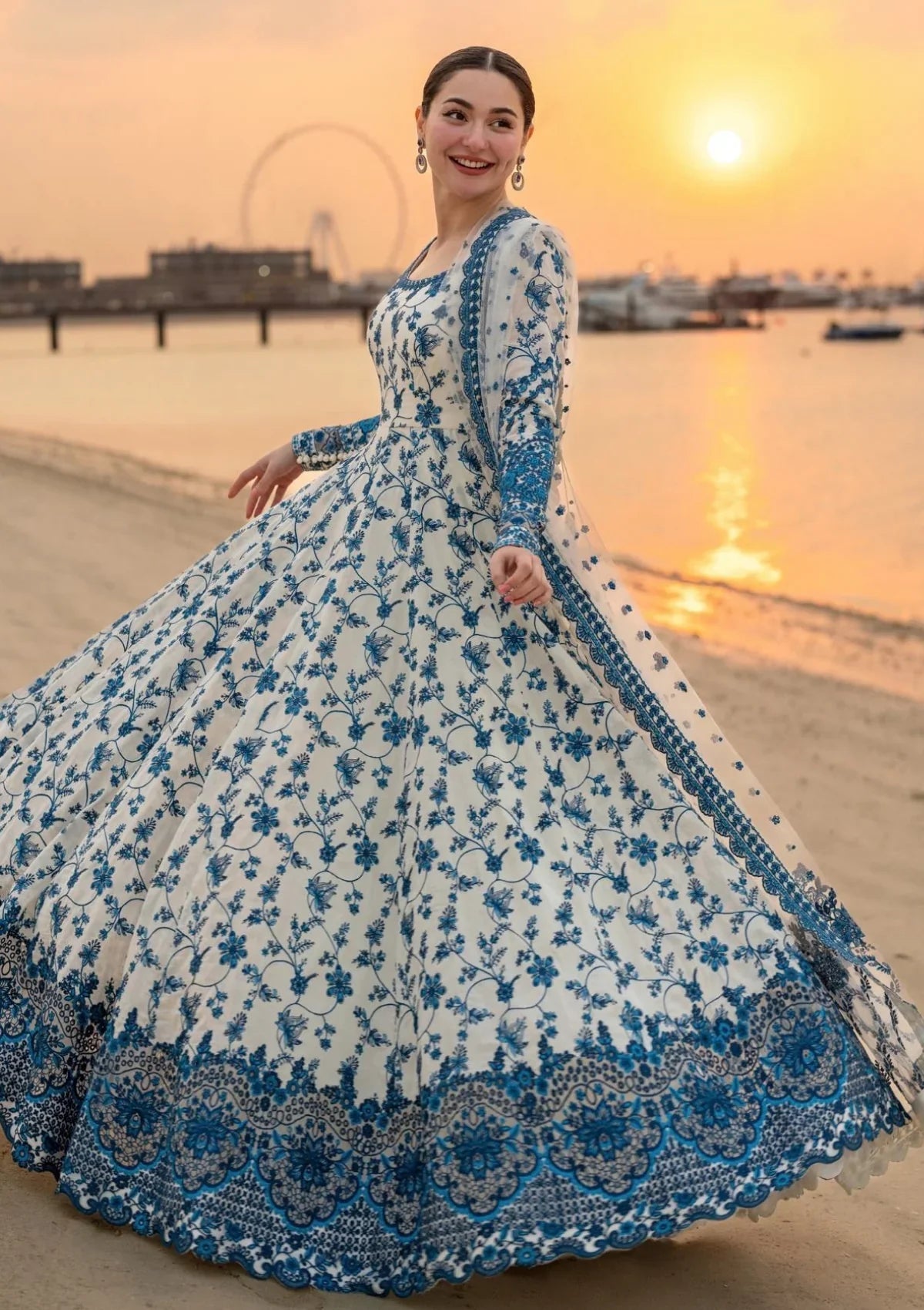 Royal Embroidery Lawn 3pc