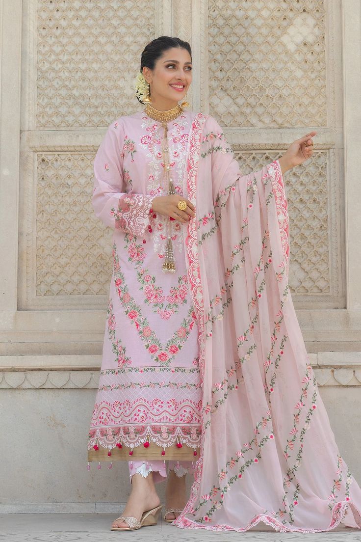 Blossom Embroidery 3pc Lawn Suit